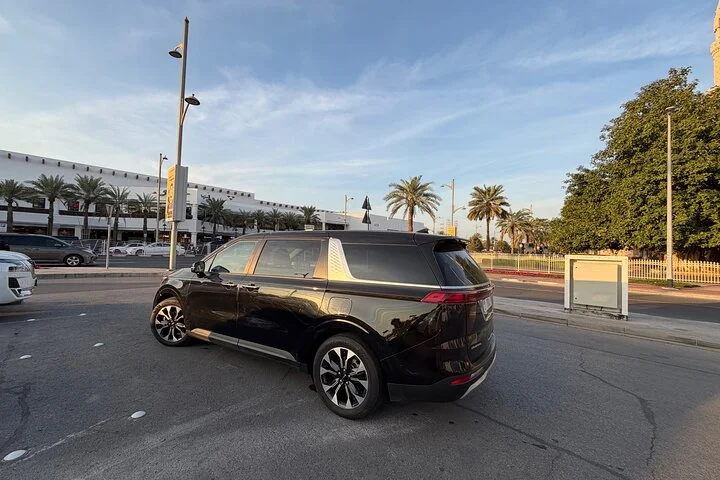 Dubai to Abu Dhabi Private Transfer – One Way & Return