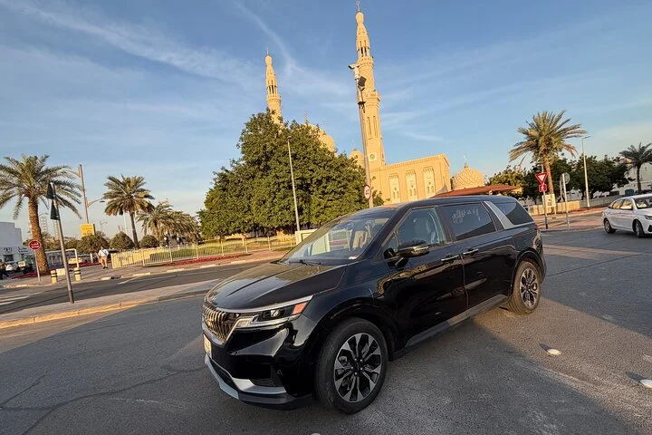 Dubai to Abu Dhabi Private Transfer – One Way & Return