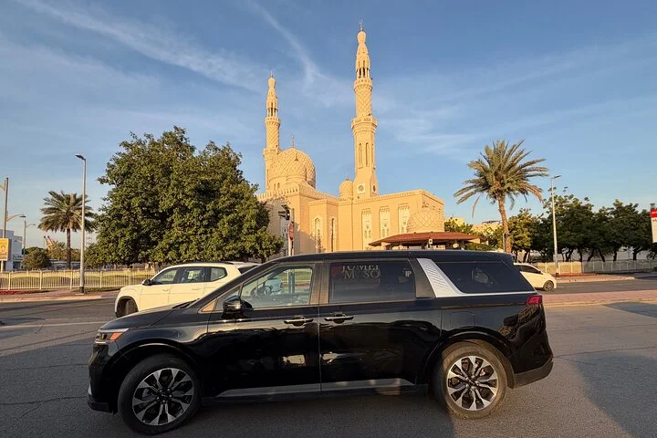 Dubai to Abu Dhabi Private Transfer – One Way & Return