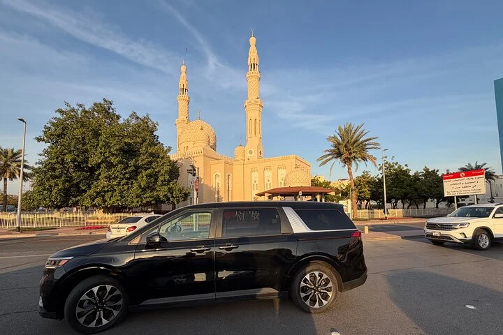 Dubai to Abu Dhabi Private Transfer – One Way & Return