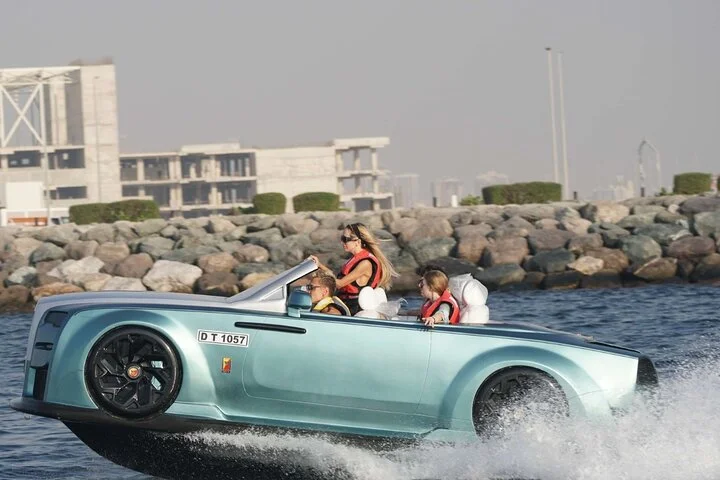 Dubai Umm Suqeim Private Jet Car Ride Adventure