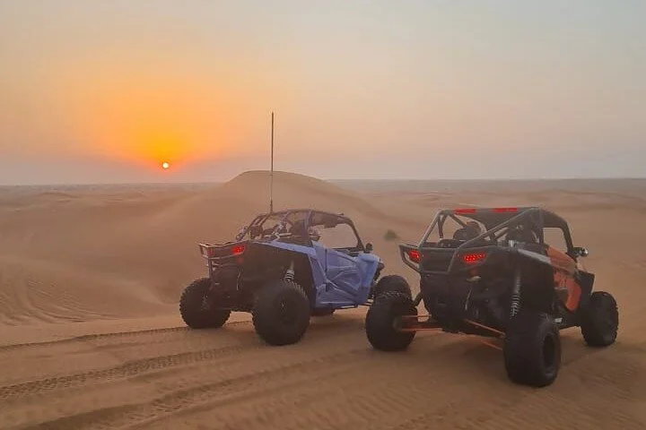 Dubai: Unique SUNSET Buggy Red Dunes Safari
