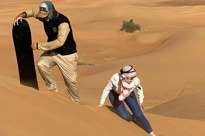 Dubai: Unique SUNSET Buggy Red Dunes Safari