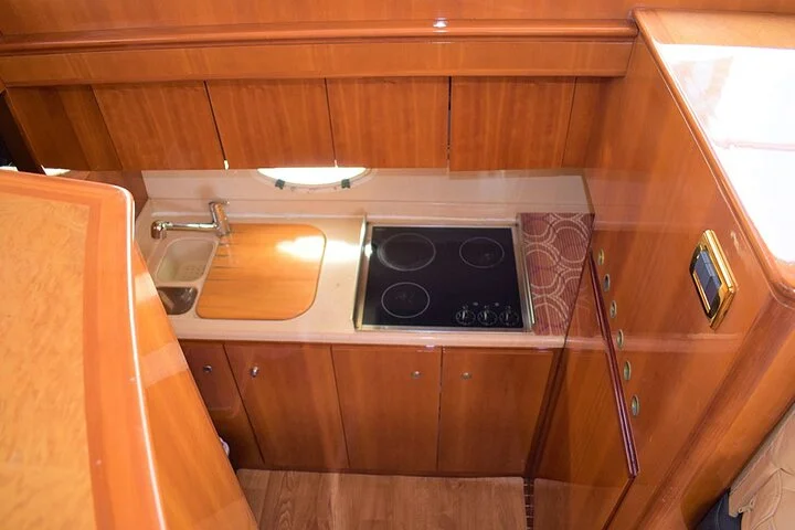 Dubai Yacht Rental - Book 58 ft Private Yacht up to 28 persons