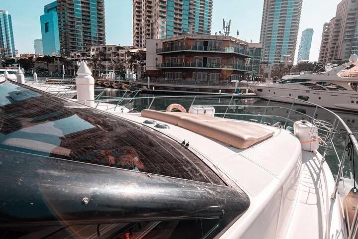 Dubai Yacht Rental - Book 58 ft Private Yacht up to 28 persons