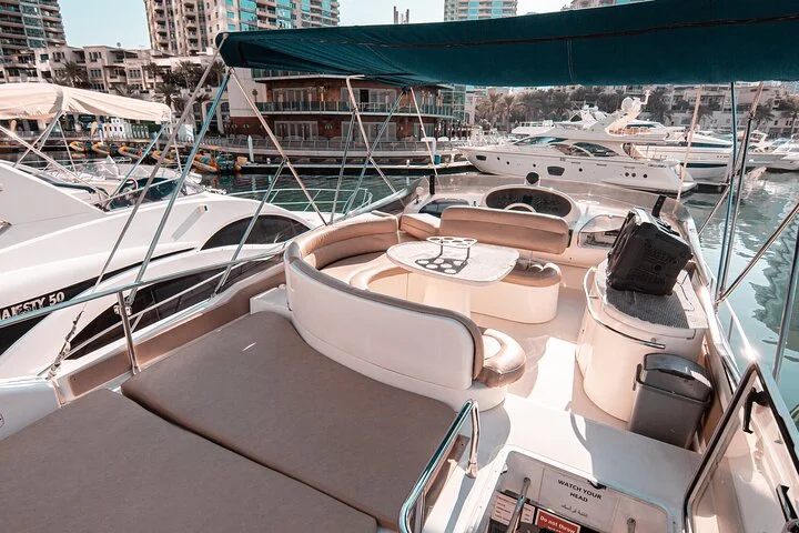 Dubai Yacht Rental - Book 58 ft Private Yacht up to 28 persons