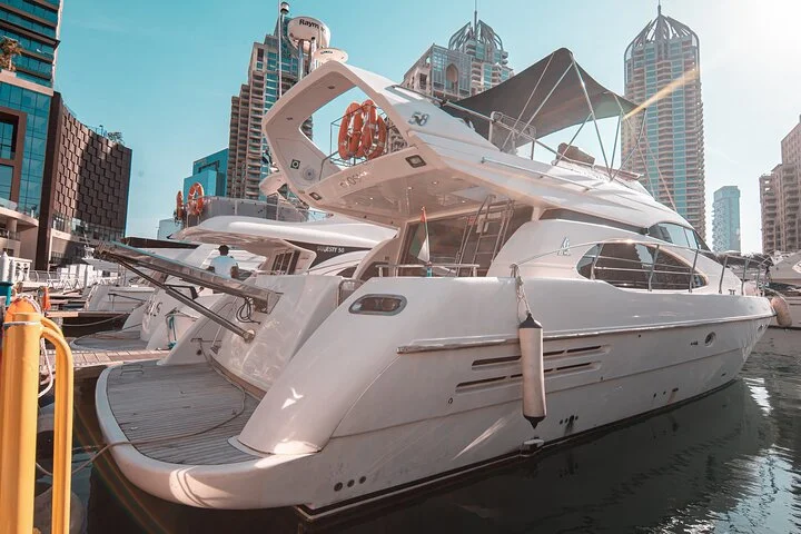 Dubai Yacht Rental - Book 58 ft Private Yacht up to 28 persons