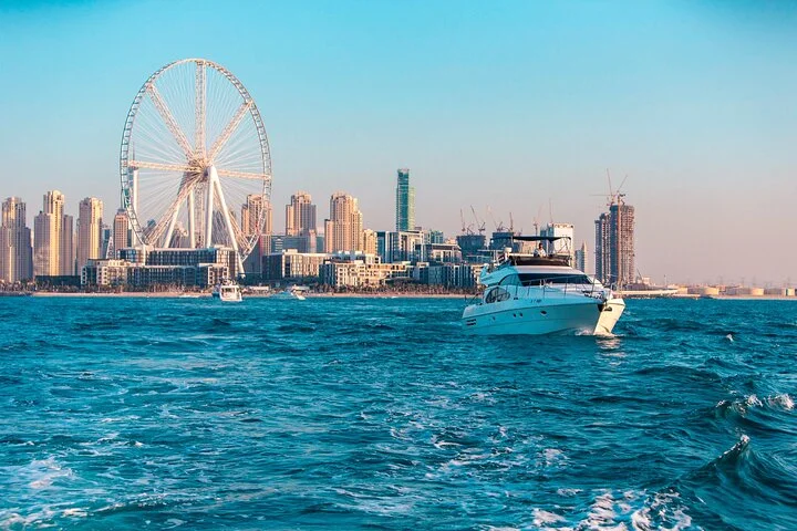 Dubai Yacht Rental - Book 58 ft Private Yacht up to 28 persons