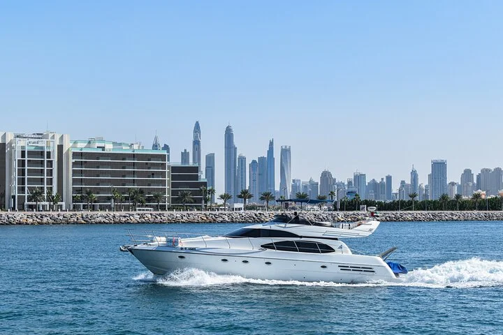 Dubai Yacht Rental - Book 58 ft Private Yacht up to 28 persons