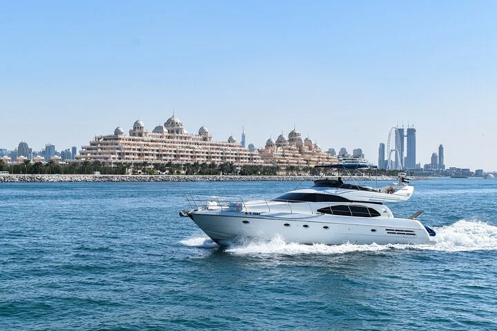 Dubai Yacht Rental - Book 58 ft Private Yacht up to 28 persons