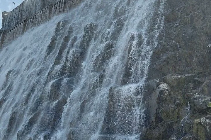 East Coast Fujairah and Khorfakkan Nature and Heritage View Tour