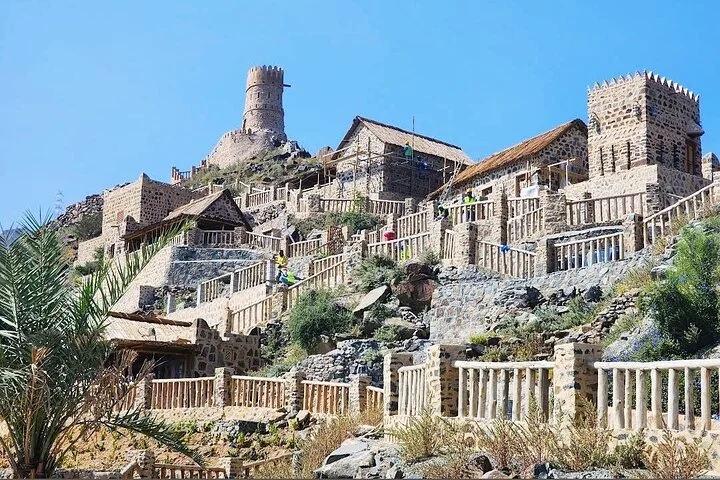 East Coast - Fujairah Private Tour Nature and Heritage Beauty