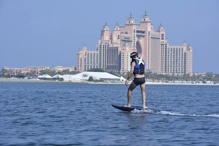 EFoil and Hydrofoil Surfboard Activity in Dubai