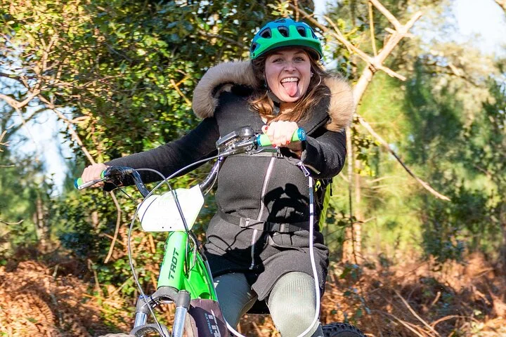 Electric Scooter Excursion with Tapas Aperitif