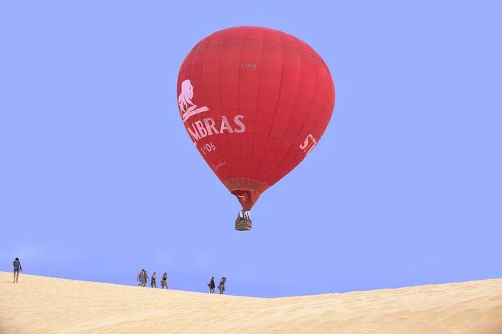 Enjoy Standard Dubai Desert Hot Air Balloon