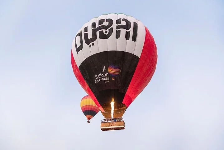 Enjoy Standard Dubai Desert Hot Air Balloon
