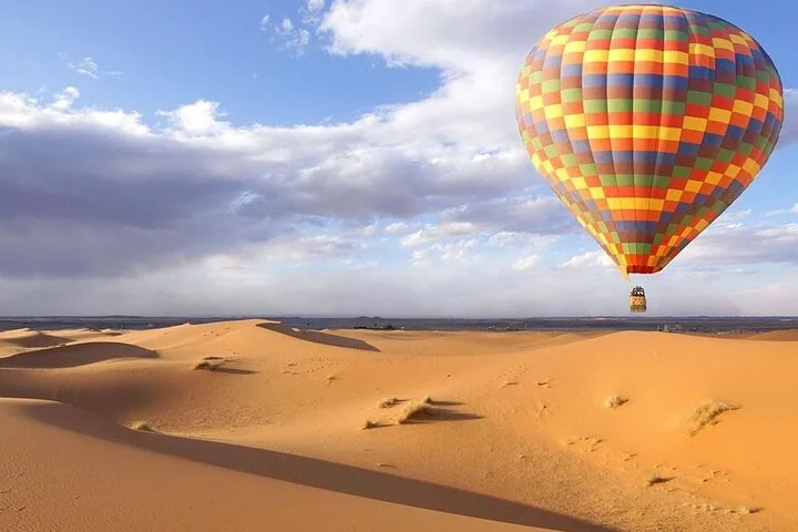 Enjoy Views Of Nice Dubai By Balloon