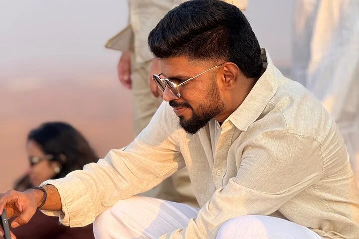 Evening Desert Safari With Live Shows and BBQ Dinner