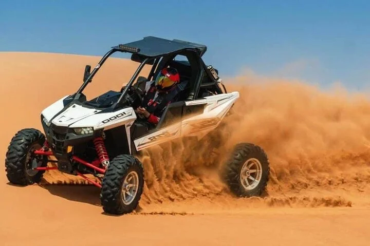 Evening Dune Bashing and Camel Ride in Dubai with BBQ Dinner