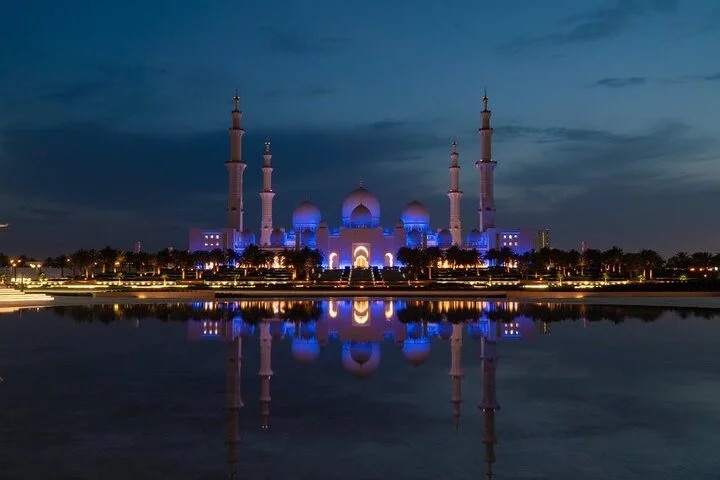 Exclusive Full-Day Abu Dhabi City Tour with Sheikh Zayed Mosque