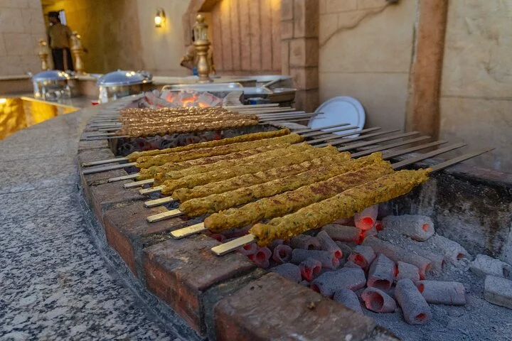 Experience Private Desert Safari with 5* BBQ Dinner Dune Bashing