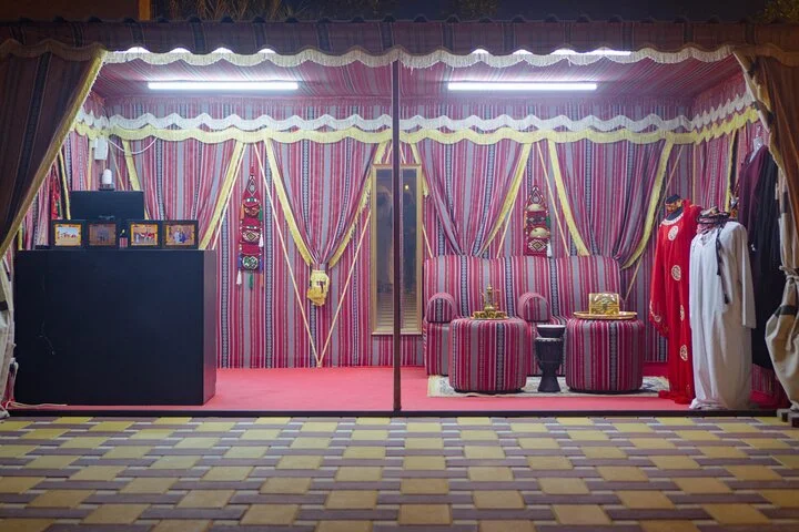 Experience Private Desert Safari with 5* BBQ Dinner Dune Bashing