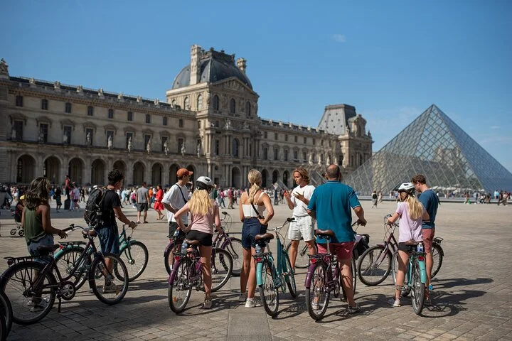 Explore Paris Highlights by Bike