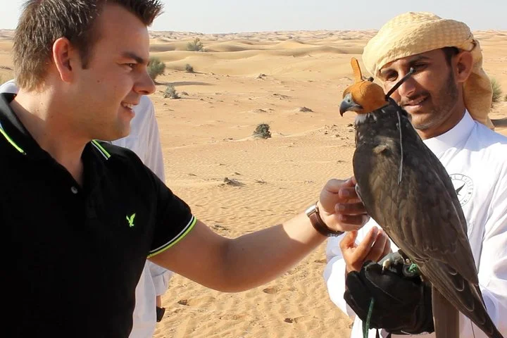 Falcon 1—Private Dubai Falconry Safari