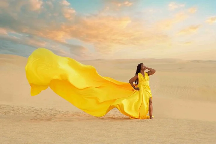 Flying dress photoshoot Dubai Solo, Couple and Group Session