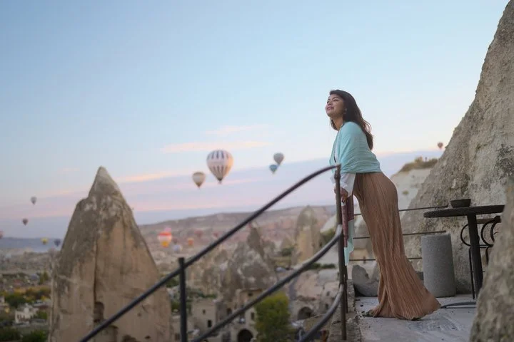From Antalya: 2-Day Cappadocia, Cave Hotel, & Balloon Tour