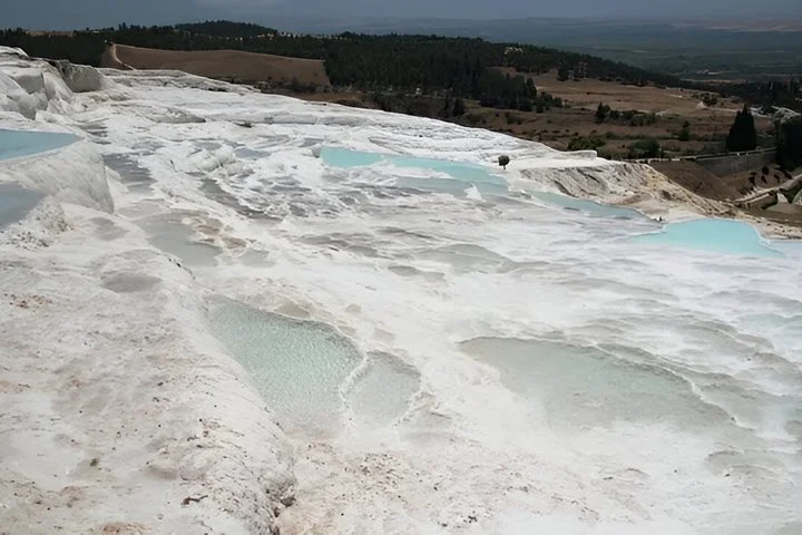 From Antalya/Kemer: Pamukkale and Hierapolis Tour with Lunch