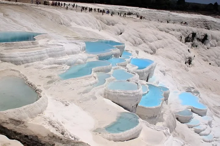 From Antalya/Kemer: Pamukkale and Hierapolis Tour with Lunch