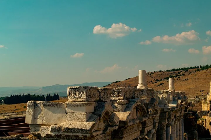 From Antalya/Kemer: Pamukkale and Hierapolis Tour with Lunch