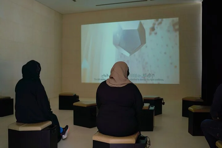 From Dubai: Abu Dhabi City Sightseeing & Sheikh Zayed Mosque