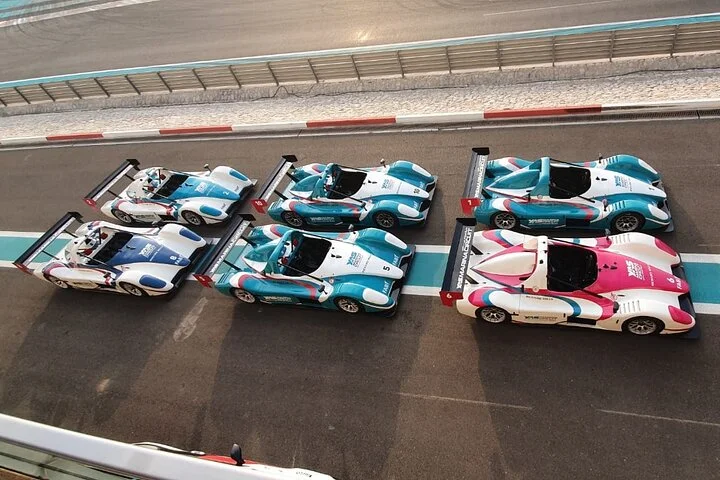 From Dubai: Abu Dhabi Guided City Tour with Lunch