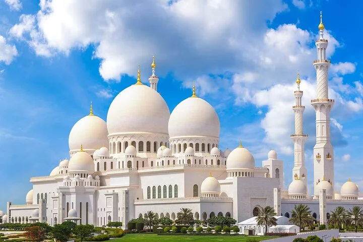 From Dubai Private Abu Dhabi Sheikh Zayed Grand Mosque Tour