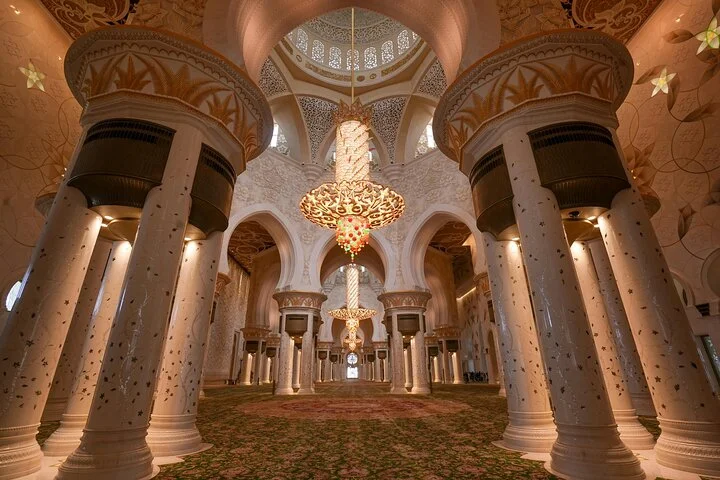 From Dubai: Sheikh Zayed Grand Mosque Tour Abu Dhabi