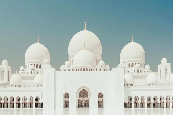 From Dubai: Sheikh Zayed Grand Mosque Tour Abu Dhabi
