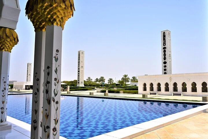 From Dubai Sheikh Zayed Grand Mosque Tour