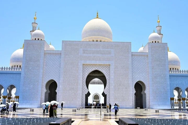 From Dubai Sheikh Zayed Grand Mosque Tour