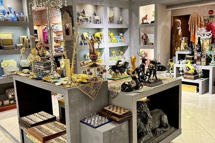 From Dubai to Abu Dhabi Premium Full Day Sightseeing Tour