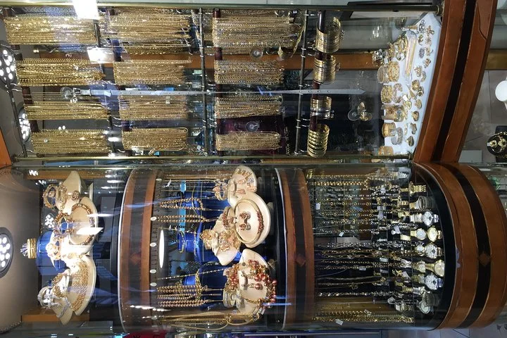 Full Day Dubai Shopping Tour with Private Transfers