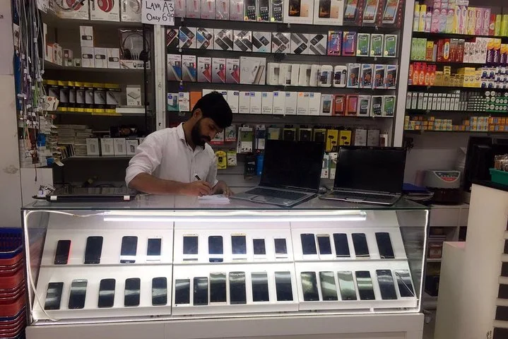 Full Day Dubai Shopping Tour with Private Transfers