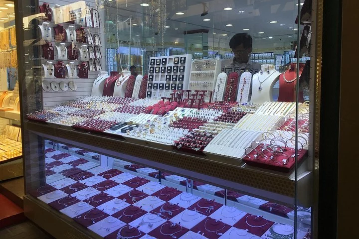 Full Day Dubai Shopping Tour with Private Transfers