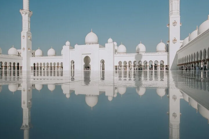 Full-day Private City Tour in Abu Dhabi (Private)