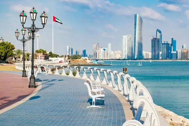 Full-day Private City Tour in Abu Dhabi (Private)
