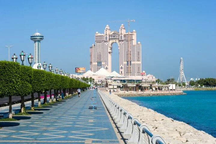 Full Day Private Tour in Abu Dhabi with Guide & Mosque entry pass