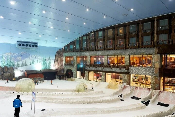 Full Day Snow Ski Experience in Dubai