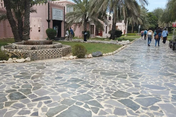 Guided City Tour of Abu Dhabi with Sheikh Zayed Mosque