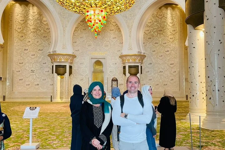 Half-Day Private Tour from Dubai to Sheikh Zayed Grand Mosque